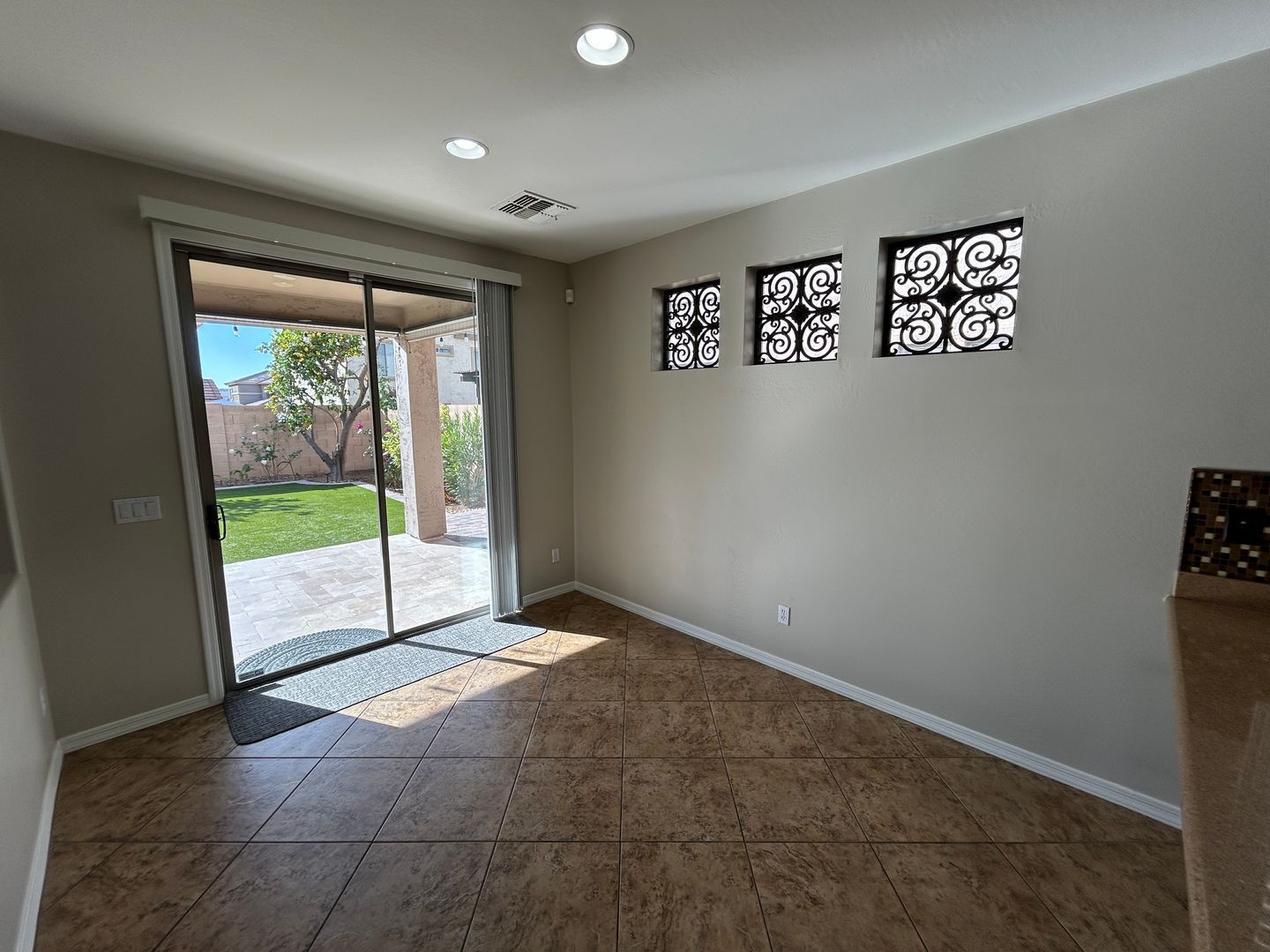 Location Location !!  Beautiful 5 bedroom / 3 bathroom home in Stetson Valley ready for immediate move in !! property image