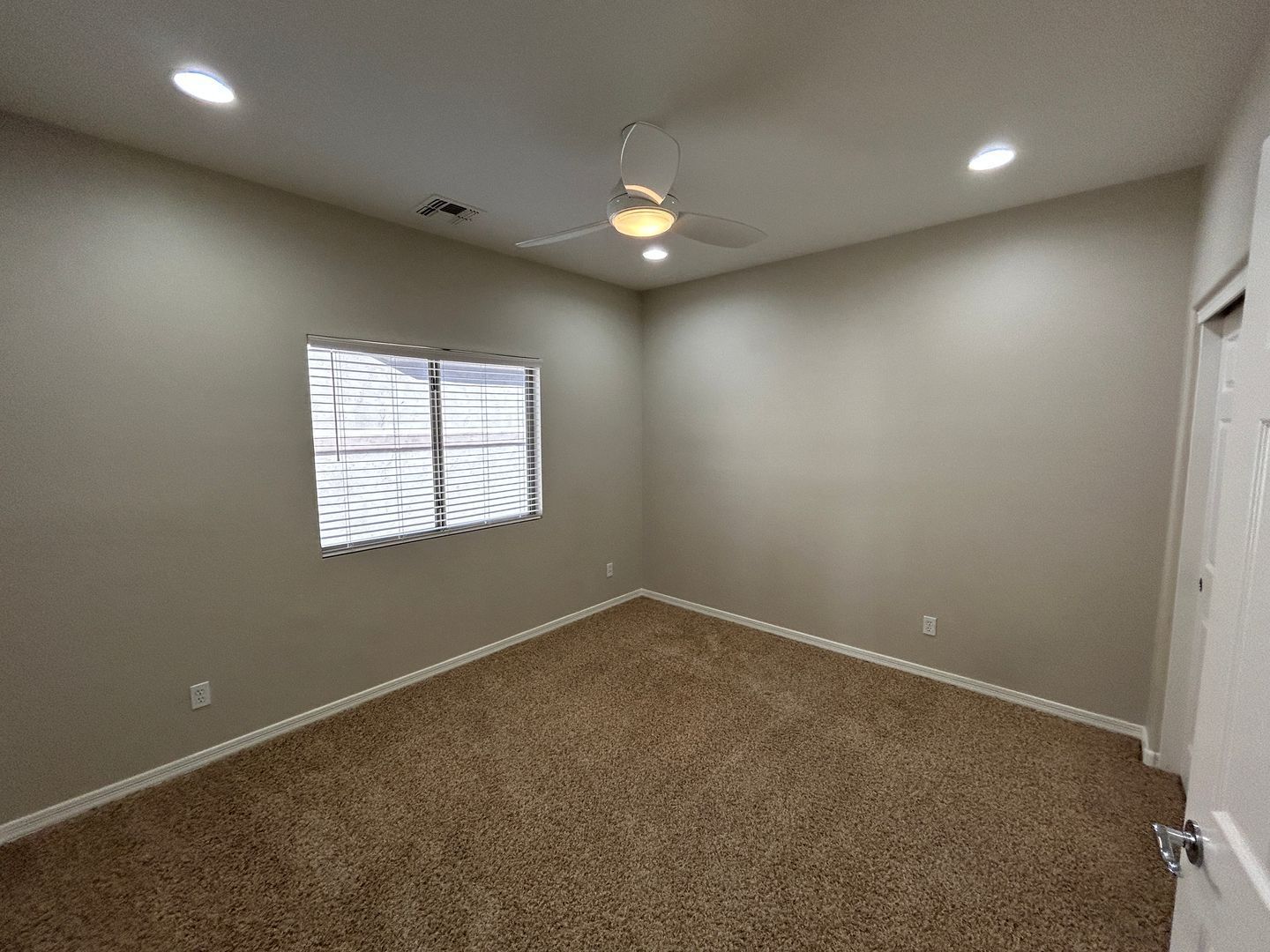 Location Location !!  Beautiful 5 bedroom / 3 bathroom home in Stetson Valley ready for immediate move in !! property image