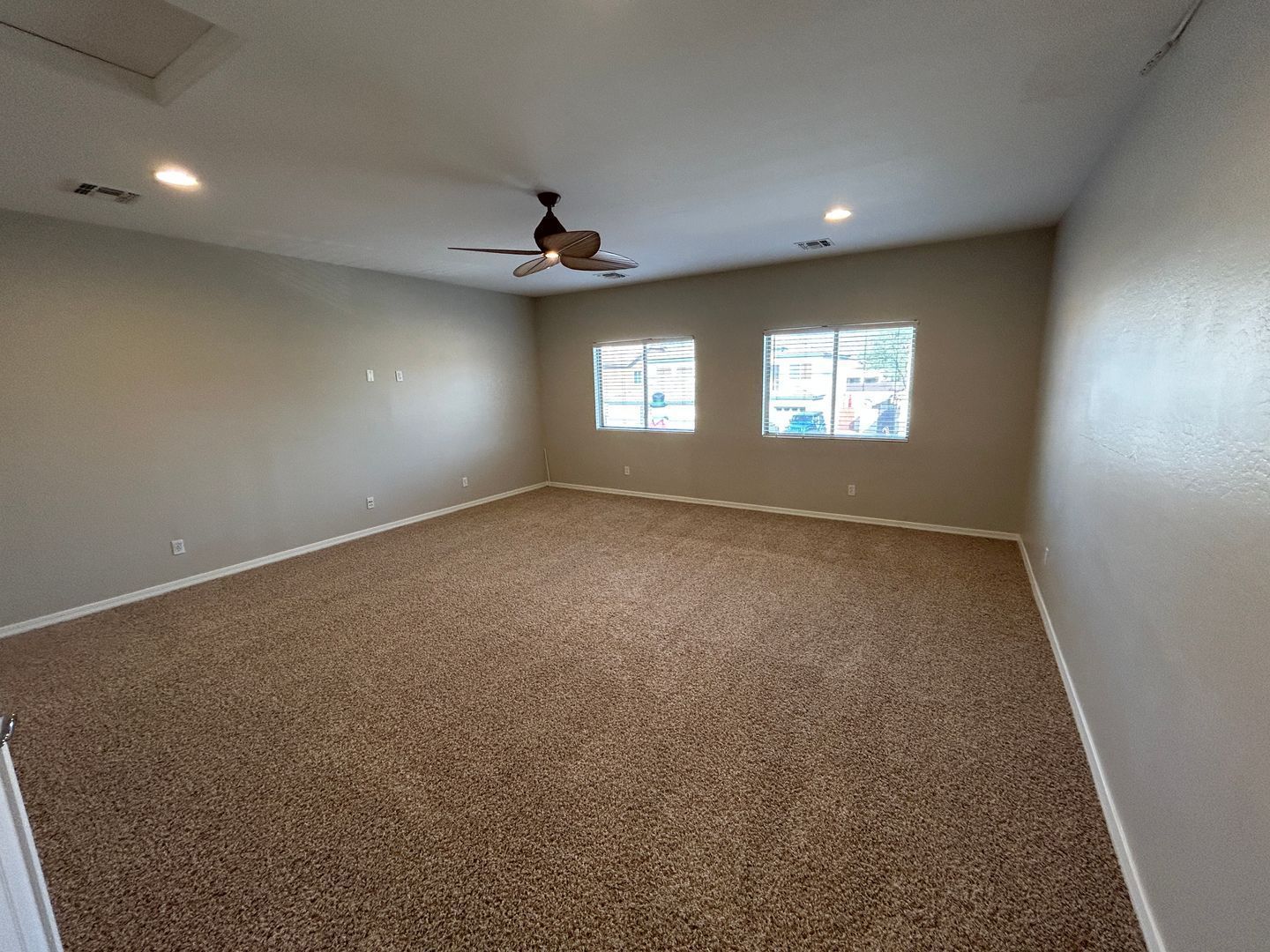 Location Location !!  Beautiful 5 bedroom / 3 bathroom home in Stetson Valley ready for immediate move in !! property image