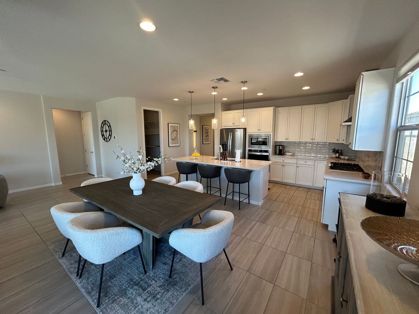Furnished or Unfurnished Home - 12 Month Minimum Lease (4 bedrooms/3 bathrooms-plus den) WITH POOL in Vistancia is ready for immediate move-in property image