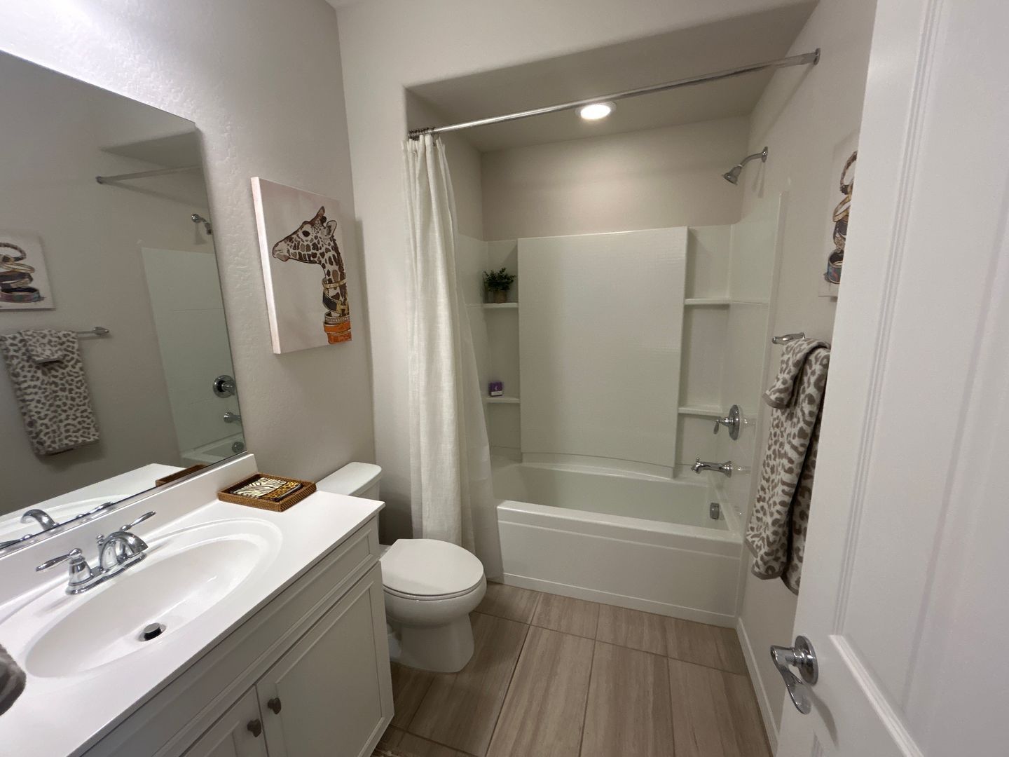 Furnished or Unfurnished Home - 12 Month Minimum Lease (4 bedrooms/3 bathrooms-plus den) WITH POOL in Vistancia is ready for immediate move-in property image