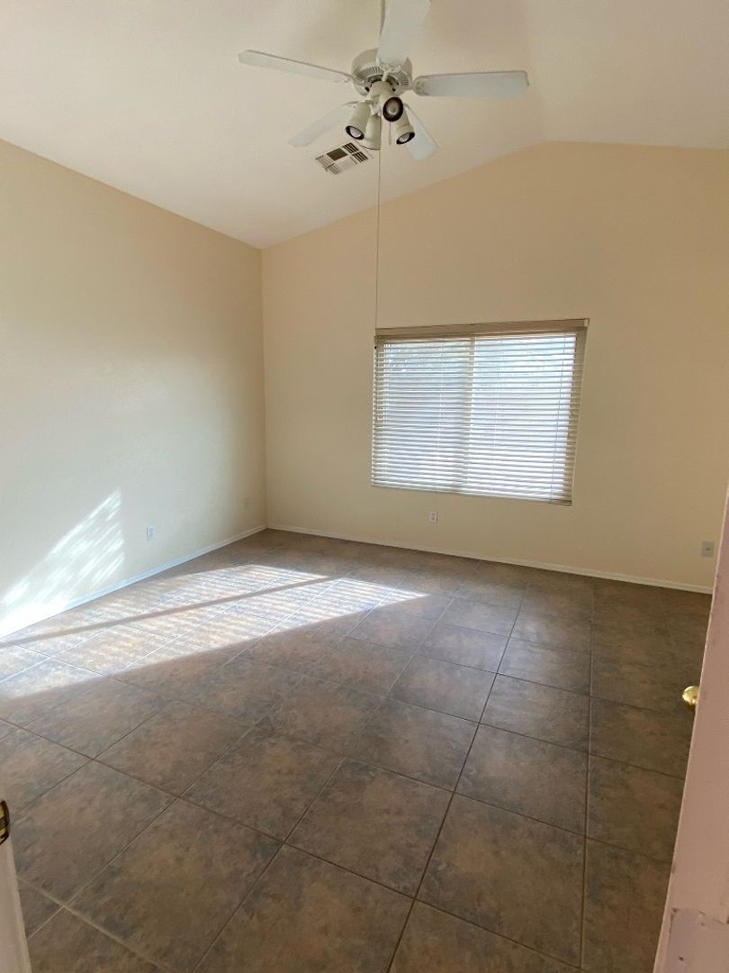 4 bedroom 2 bath home in Citrus Point is available for an early Julu Move in! property image