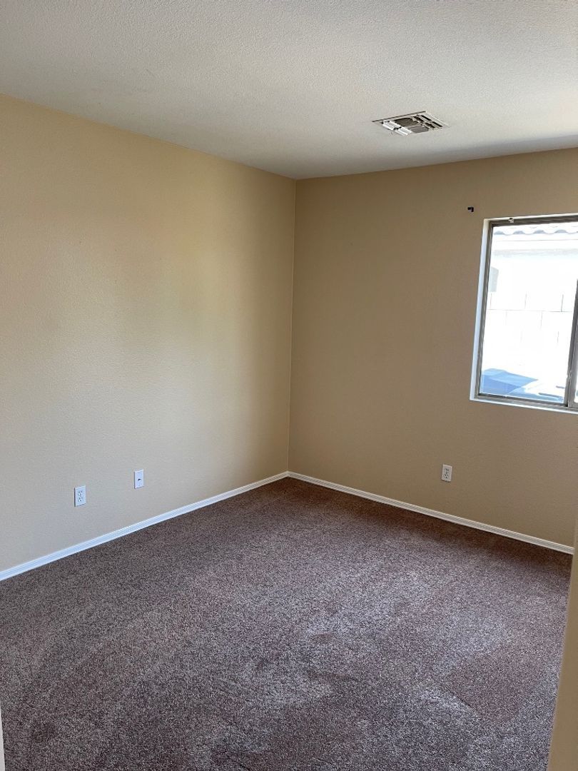4 bedroom 2 bath home in West Point is available for an early July move in! property image