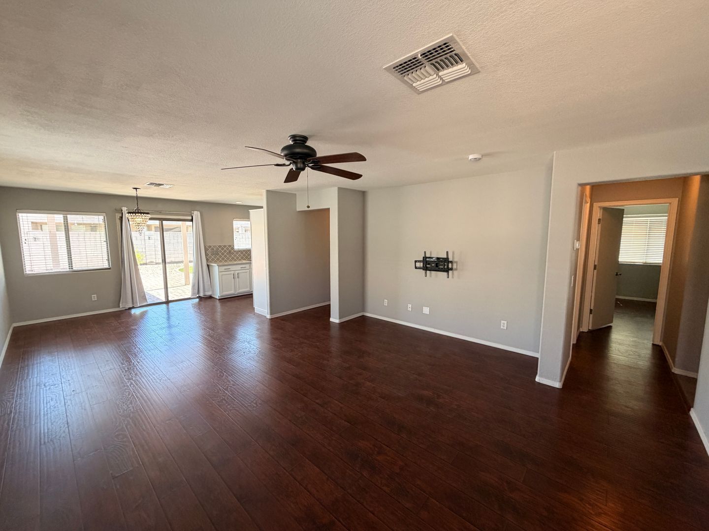Nicely Updated Home in Sierra Montana ready for immediate move-in property image