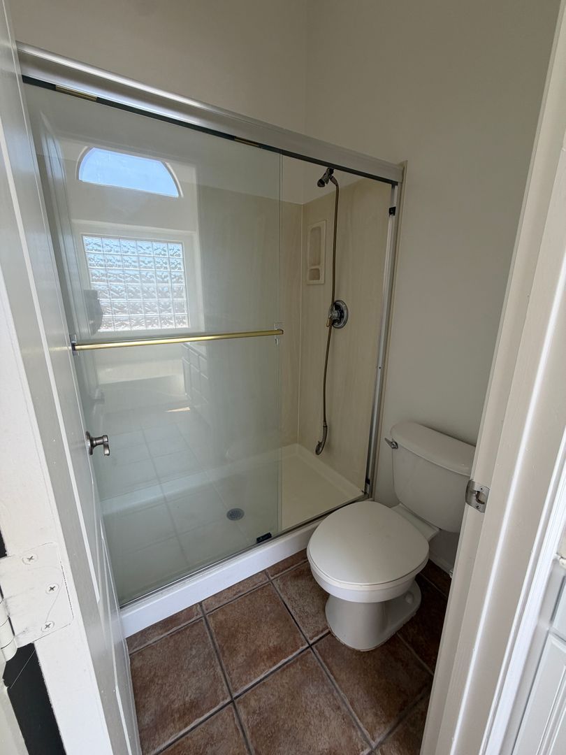 Move-In Ready 3-Bed, 2-Bath Home in Goodyear property image