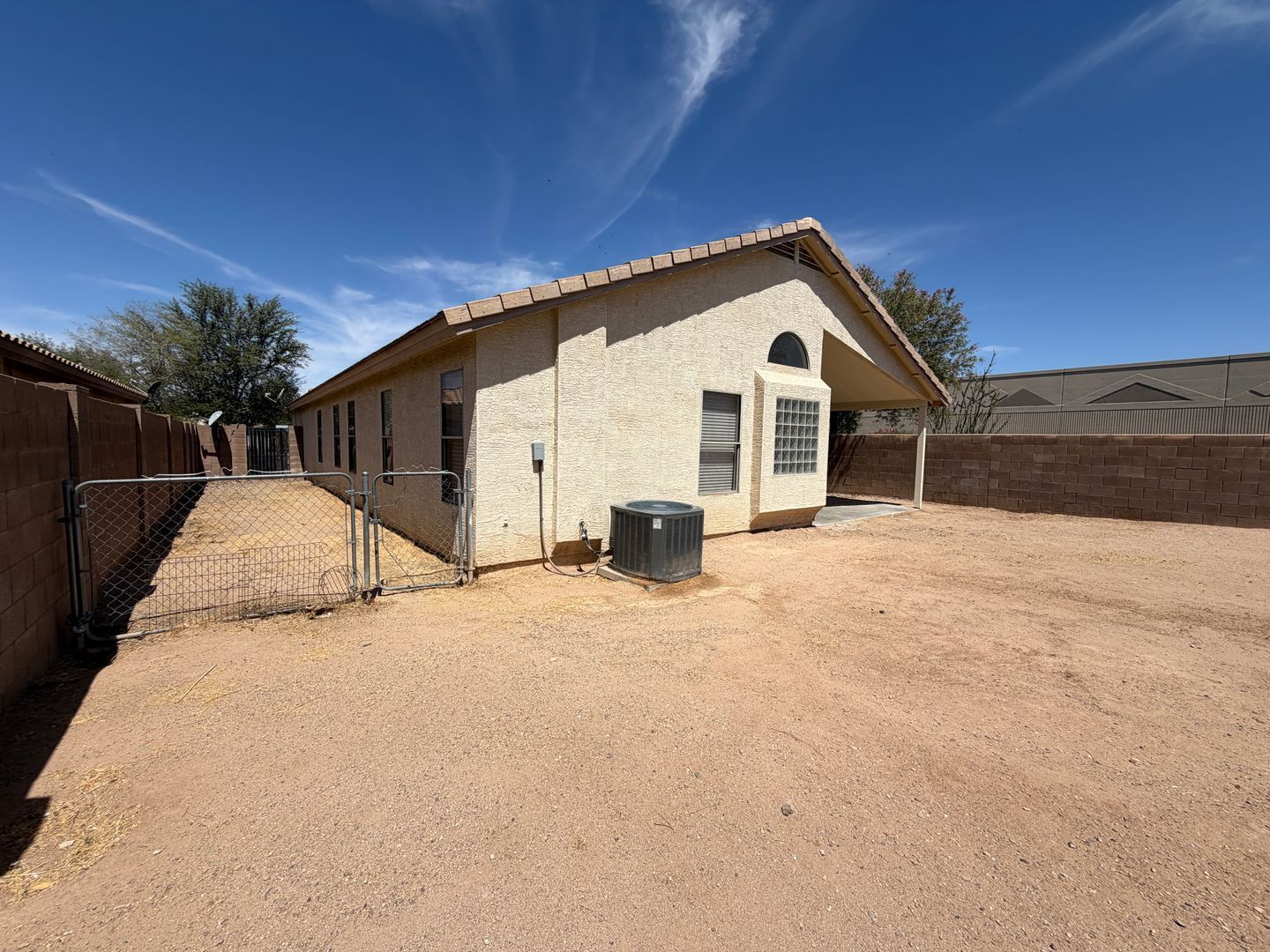 Move-In Ready 3-Bed, 2-Bath Home in Goodyear property image