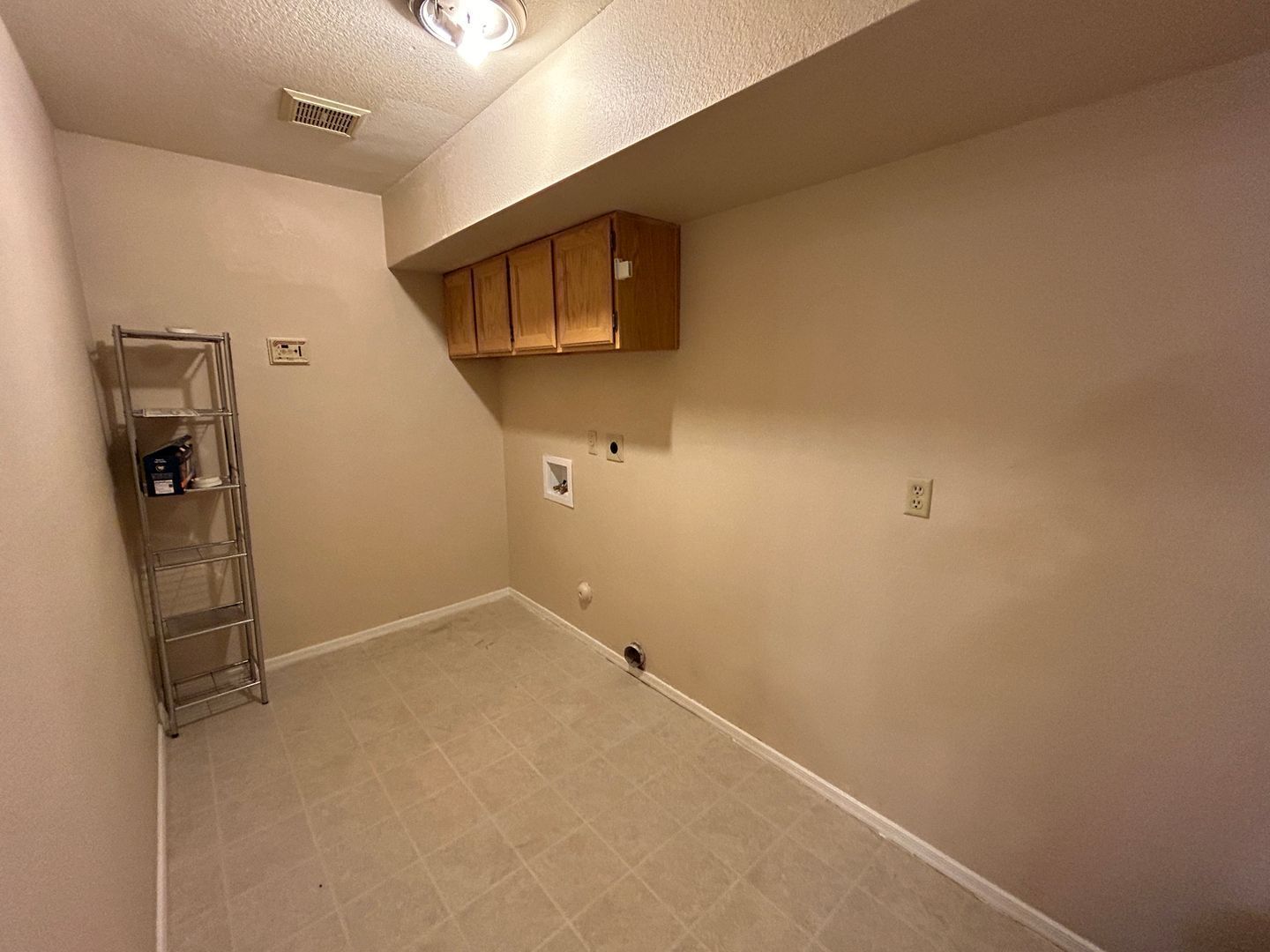 Golf Course Lot AND Basement Home - 4 bedrooms / 3 bathrooms in Arrowhead Ranch ready for early July move-in property image